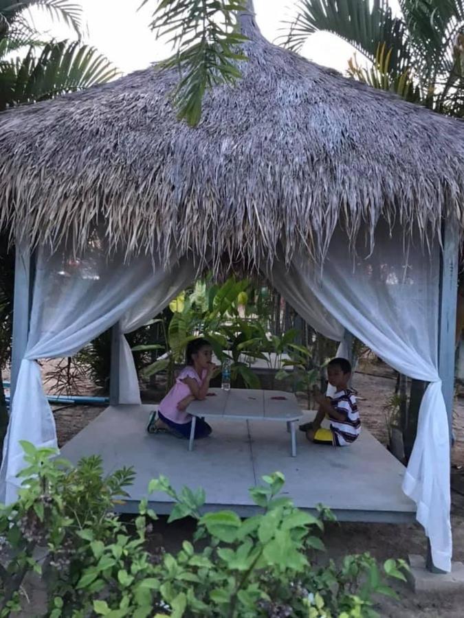 Tinna Resort Ban Nong Mai Ngam Buitenkant foto