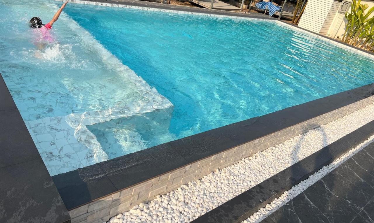 Tinna Resort Ban Nong Mai Ngam Buitenkant foto
