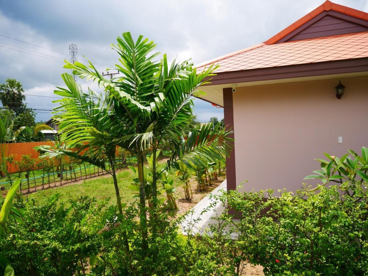 Tinna Resort Ban Nong Mai Ngam Buitenkant foto