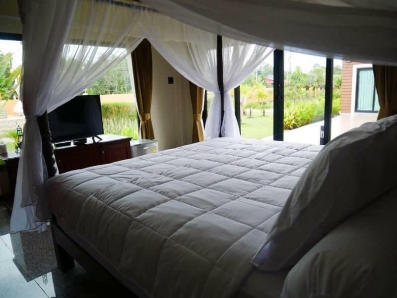 Tinna Resort Ban Nong Mai Ngam Buitenkant foto