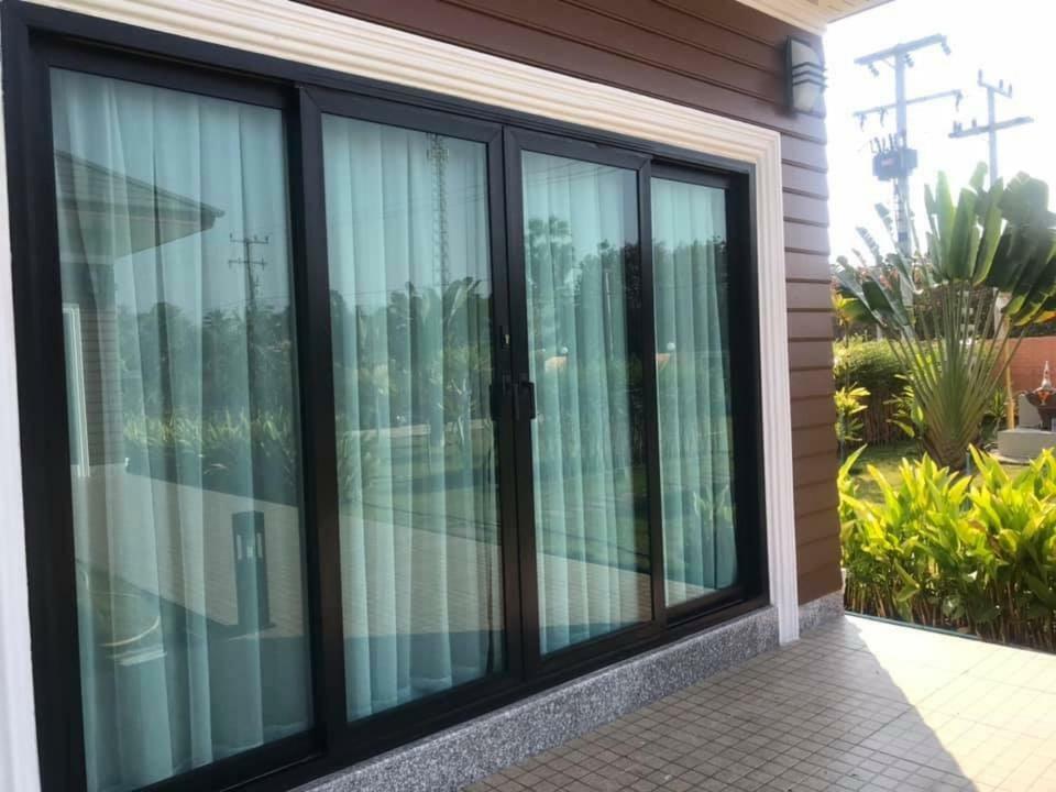 Tinna Resort Ban Nong Mai Ngam Buitenkant foto